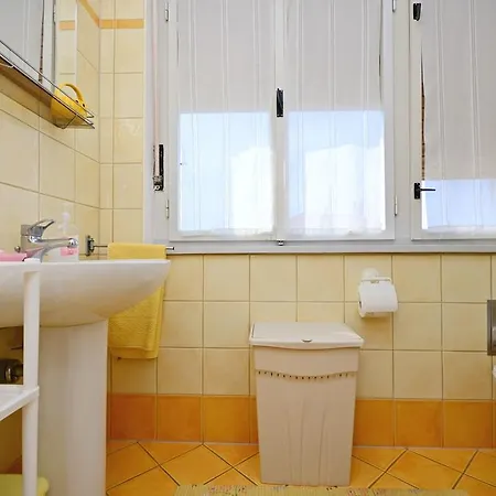 Mirela Apartman Póla