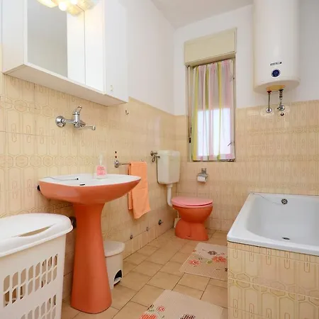 Apartman Mirela *