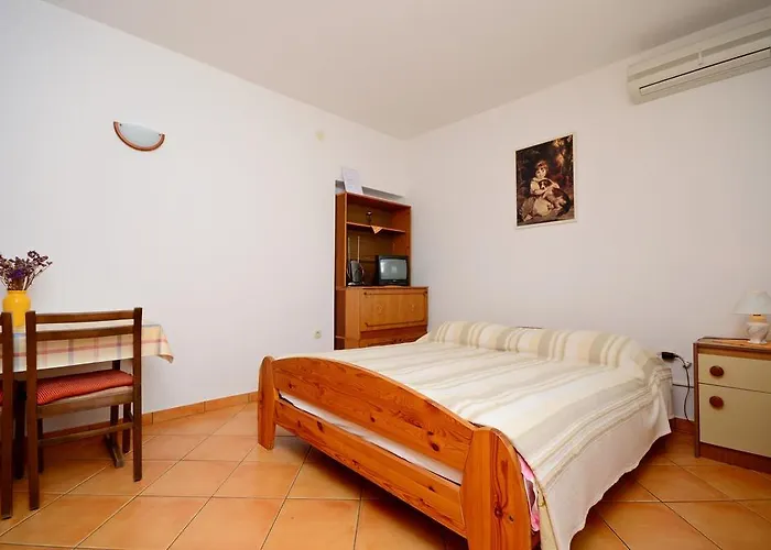 Apartman Mirela Póla