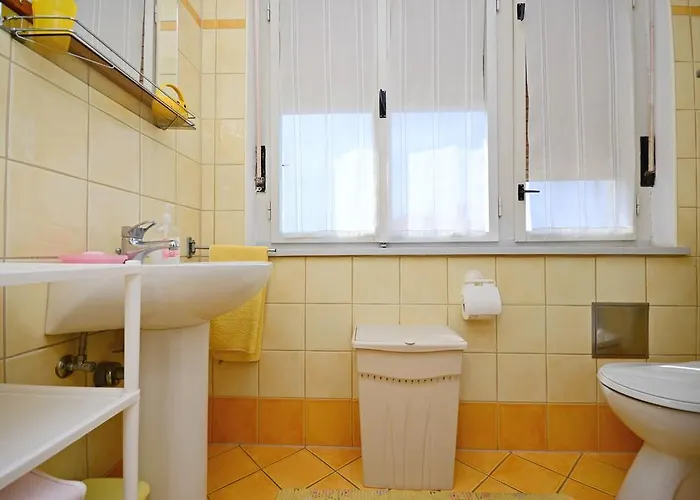 Mirela Apartman Póla